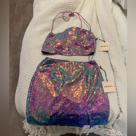 SUPER DOWN SPARKLY SEQUIN 2 PIECE SET - Picture 2 of 3